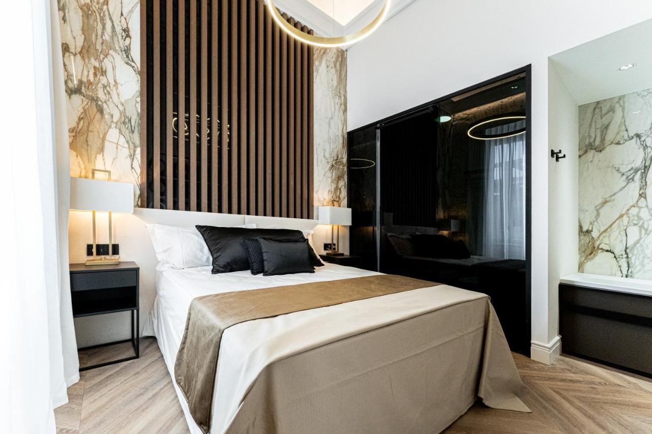 Nero Luxury Suites Cagliari Ngoại thất bức ảnh